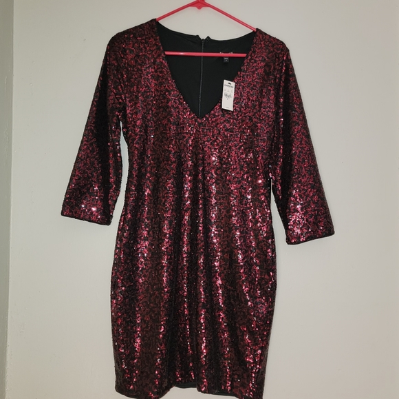 Express Red Sequin Mini Party Dress Size 6. NEW. Never Worn! - Picture 3 of 5